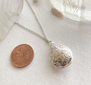 Song Sung Blue - Silver Locket