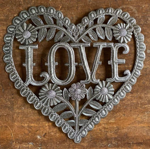 Love Heart Sahped Metal Sign with Flowers