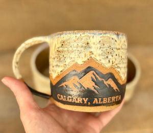 Calgary Mountain Mug Black with Handle